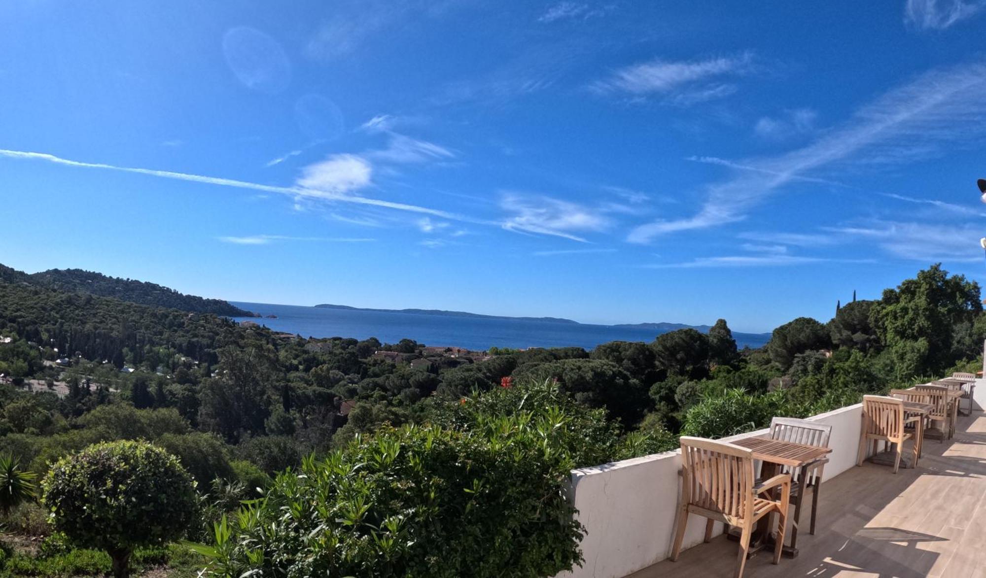 Azur Hotel Le Lavandou Dış mekan fotoğraf